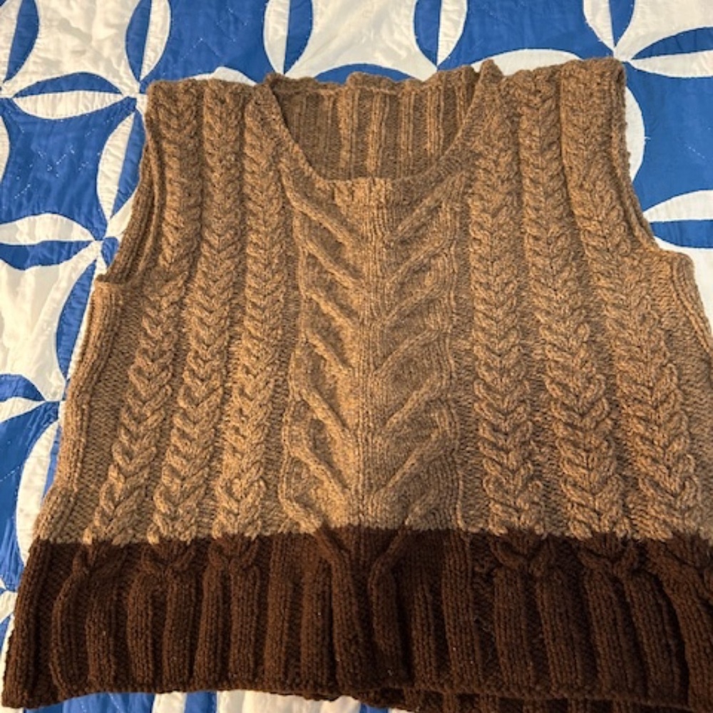 Handmade Knitted Wool Vest (L/ XL)